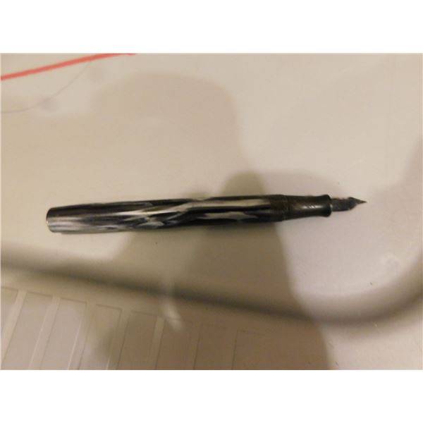 WATERMAN’S FOUNTAIN PEN NO LID, SKYWRITER, 14 KT NIB