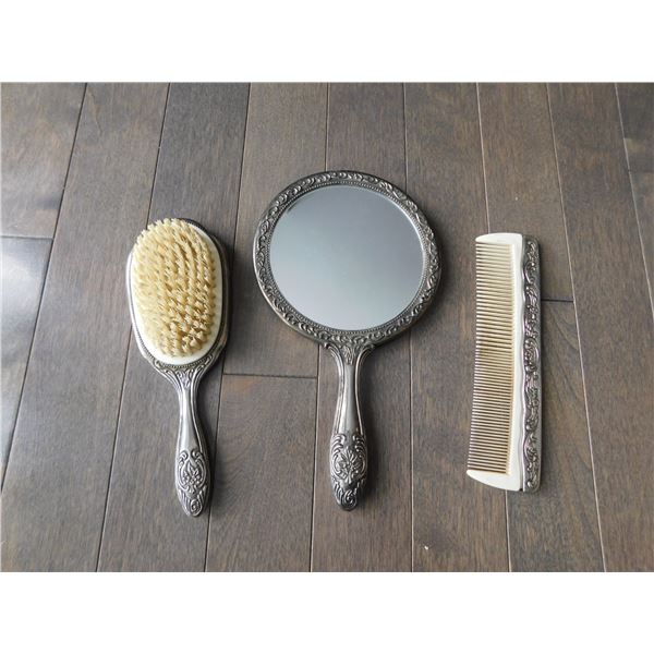 VINTAGE SILVER TONE VANITY SET