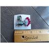 Image 2 : MOTHER OF PEARL HUMMINGBIRD BROACH