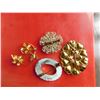 Image 4 : 4-VINTAGE BRAOCHES