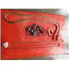 Image 3 : VINTAGE JEWELLRY LOT