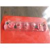 Image 2 : VINTAGE LUCITE RING AND LIPSTICK HOLDER