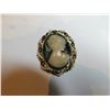 Image 1 : CAMEO AND PEARL GOLDTONE BROACH