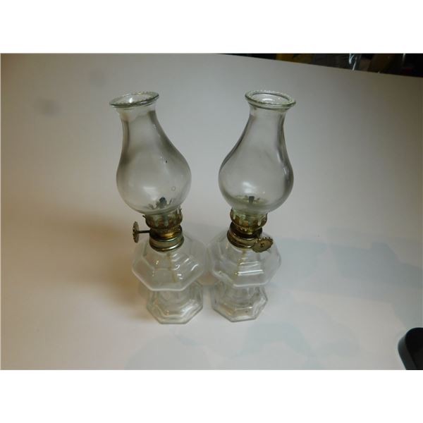 2 MINIATURE LANTERNS