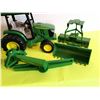 Image 3 : John Deere Toy Tractor w/ Extra Parts