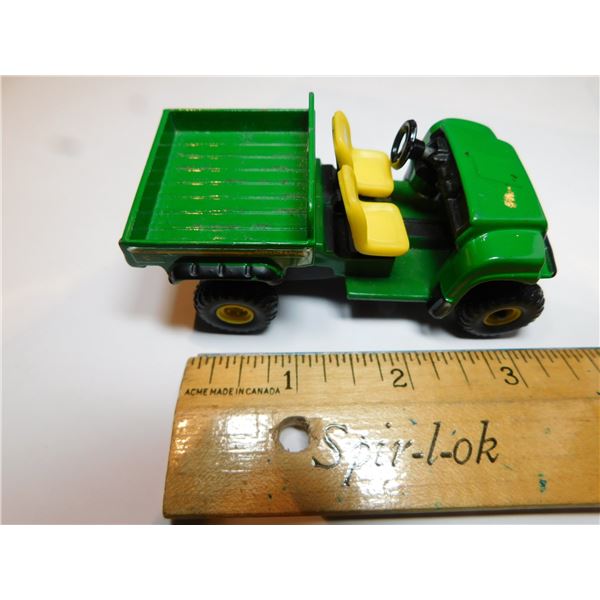 JOHN DEERE TOY