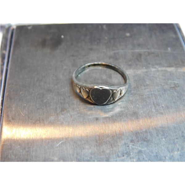 HEART ON BAND STERLING RING, SIZE 2