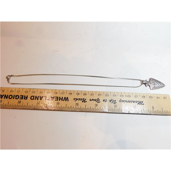 STERLING ARROWHEAD PENDENT ON STERLING CHAIN