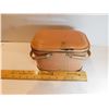 Image 2 : VINTAGE PINK LUNCHBOX