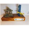 Image 3 : VINTAGE RCMP CENTERPIECE