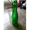 Image 2 : VINTAGE GREEN CANADA DRY BOTTLE