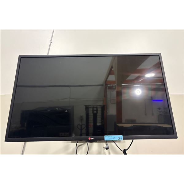 LG 42LN5700 42" 1080p 120Hz Smart LED HDTV with Wall Mount - MSRP ~$850 – $1,050 Bidder res