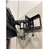 Image 3 : LG 42LN5700 42" 1080p 120Hz Smart LED HDTV with Wall Mount - MSRP ~$850 – $1,050 Bidder res