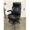 Image 2 : Lazboy High-Back Padded Black Bonded Leather Executive Office Chair