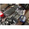 Image 6 : Large group of assorted electronics