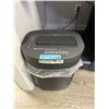 Image 1 : Royal 1510MX 15-Sheet Crosscut Paper Shredder