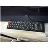 Image 2 : Samsung 55" 1080p Smart LED TV with Remote (Model: UN55J6201AF)
