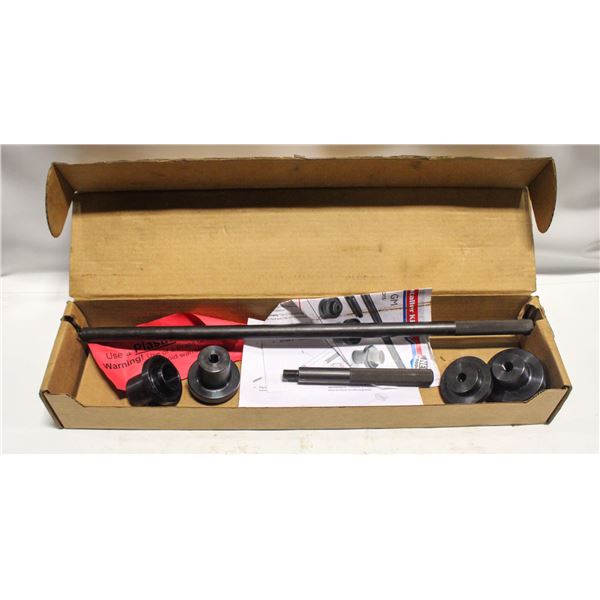 MAC TOOLS ASI9000 AXLE SEAL INSTALLER KIT