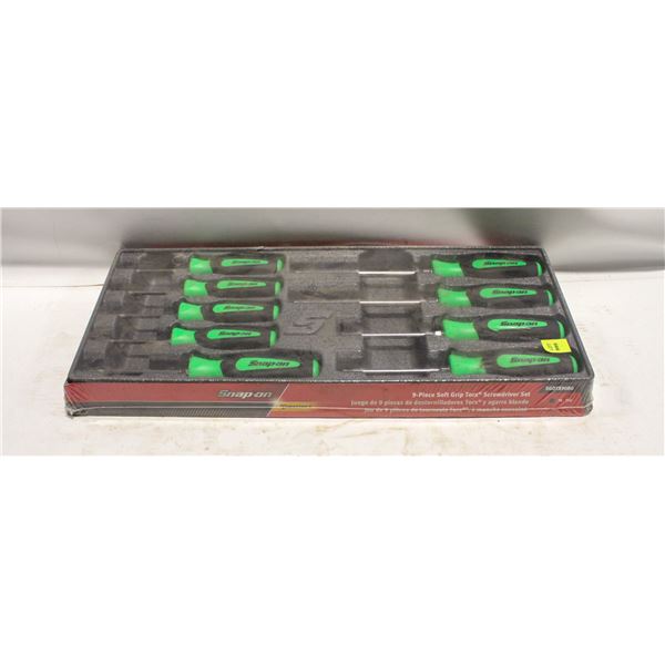 NEW SNAP-ON SGDTX90BG 9-PIECE SOFT GRIP TORX