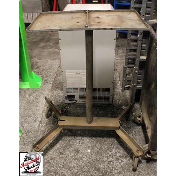METAL MOBILE TOOL/WORK PLATFORM