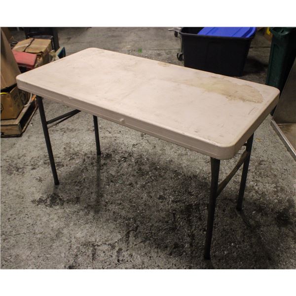 LIFETIME 48" X 24" FOLDING PLASTIC TABLE