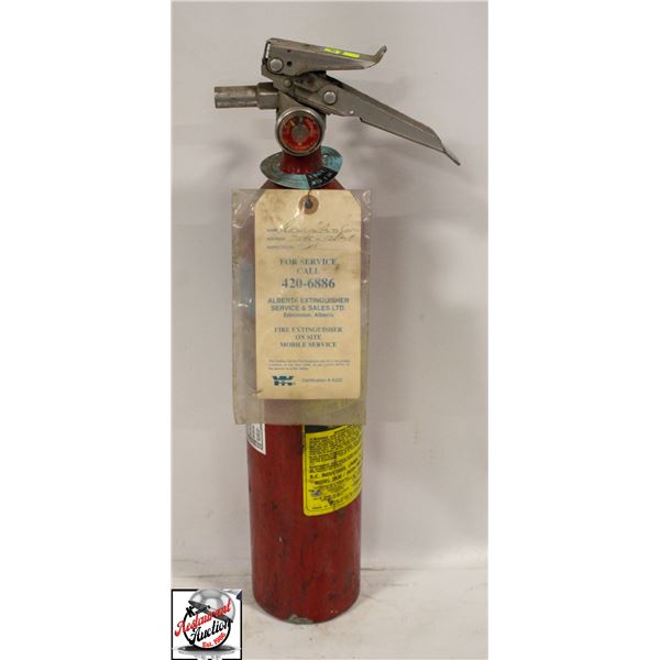 SUPER 600 ABC DRY CHEMICAL FIRE EXTINGUISHER