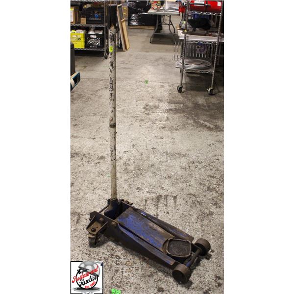 BLUE FLOOR JACK