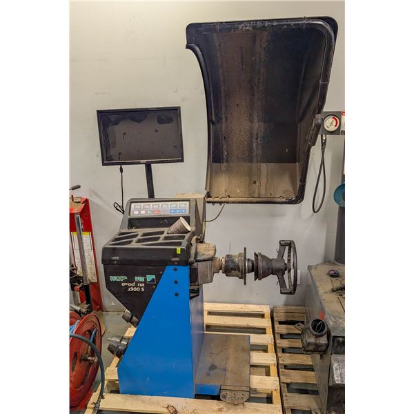 HOFMANN GEODYNA 3900S WHEEL BALANCER