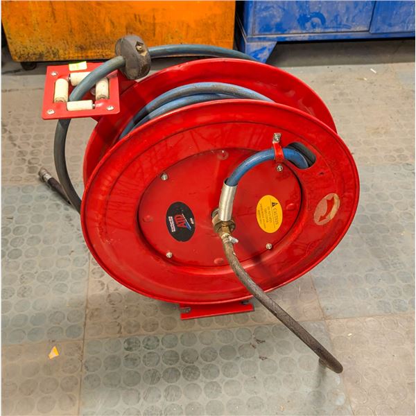 WALL MOUNT HOSE REEL W/ AIR HOSE