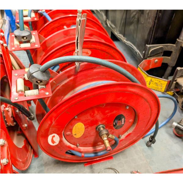 WALL MOUNT HOSE REEL W/ AIR HOSE