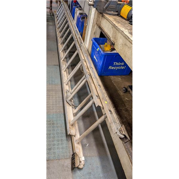 ALUMINUM EXTENSION LADDER