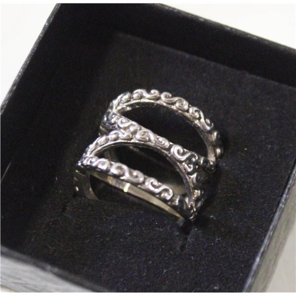 STERLING SILVER VINTAGE RING SIZE 6 8.3G