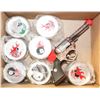Image 1 : GUN SHAPED LIGHTER + VARIOUS HERB GRINDERS