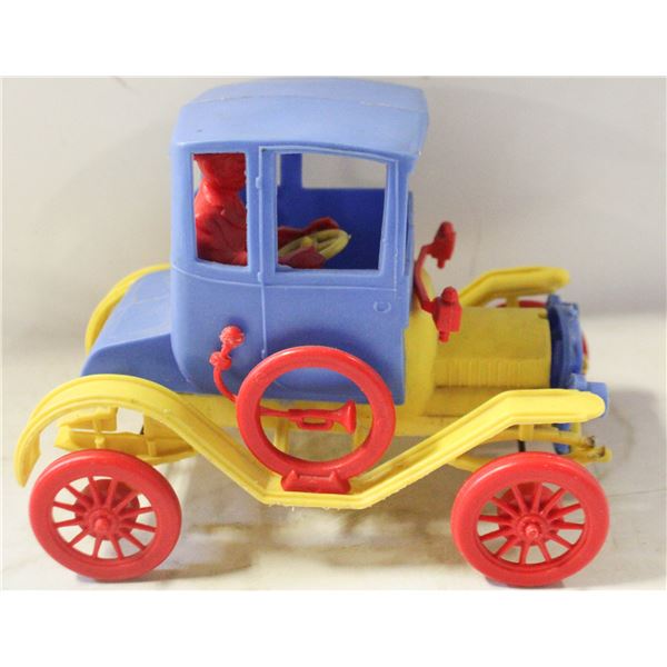 VINTAGE 50'S MOLDED PLASTIC MODEL T WITH A