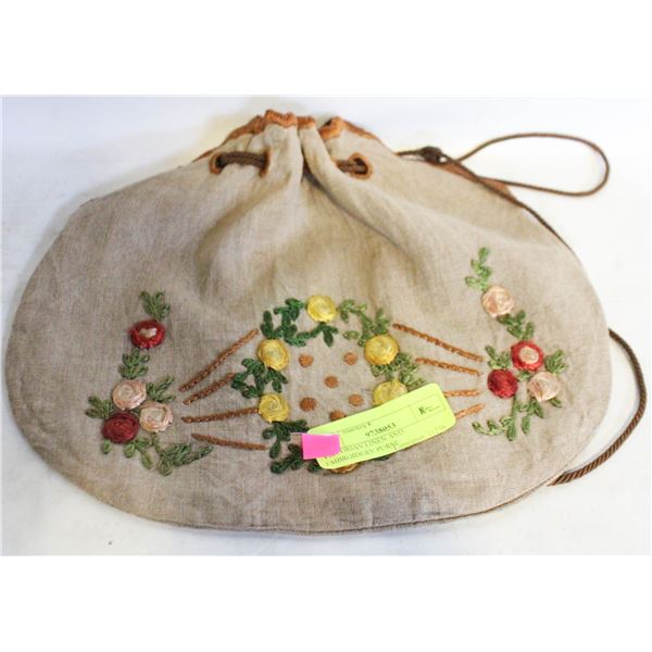 VICTORIAN LINEN AND EMBROIDERY PURSE