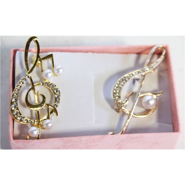 NEW 2PCS BROOCH SET