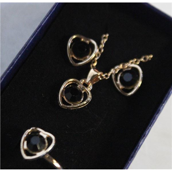 NEW NECKLACE AND RING SZ 7.5 WITH EARRINGS