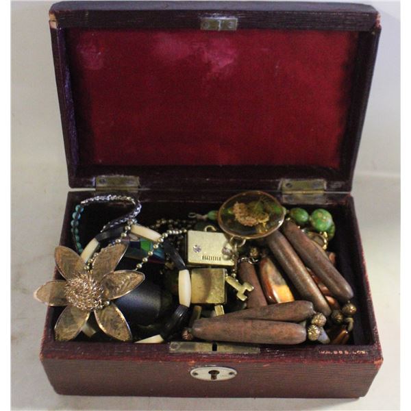 VINTAGE COSTUME JEWELRY