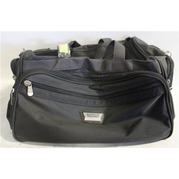 AMERICAN TOURISTER 20" CANVAS DUFFEL BAG