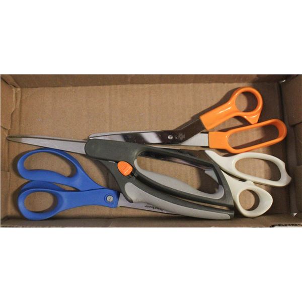 CRAFTING SCISSORS- BOX LOT ASSORTED
