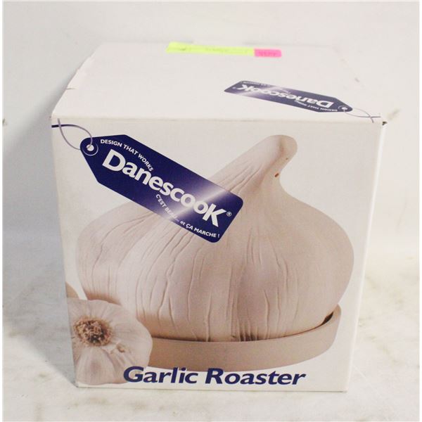 NEW IN BOX GARLIC ROASTER