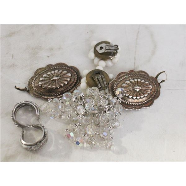 ESTATE EARRING COLLECTION ALL DIFFERENT PAIRS