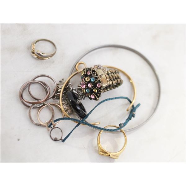 ESTATE RING & BRACELET COLLECTION ALL DIFFERENT