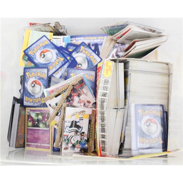MISC CARD LOT 1000+ CARDS MANY SLEEVED