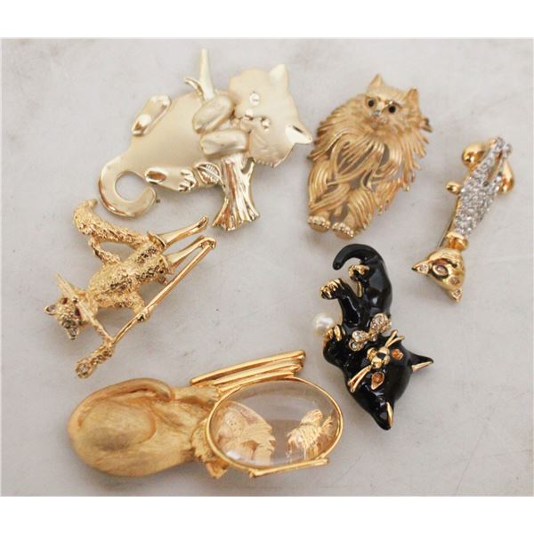 6 CAT THEME GOLD TONE BROACHES/PINS