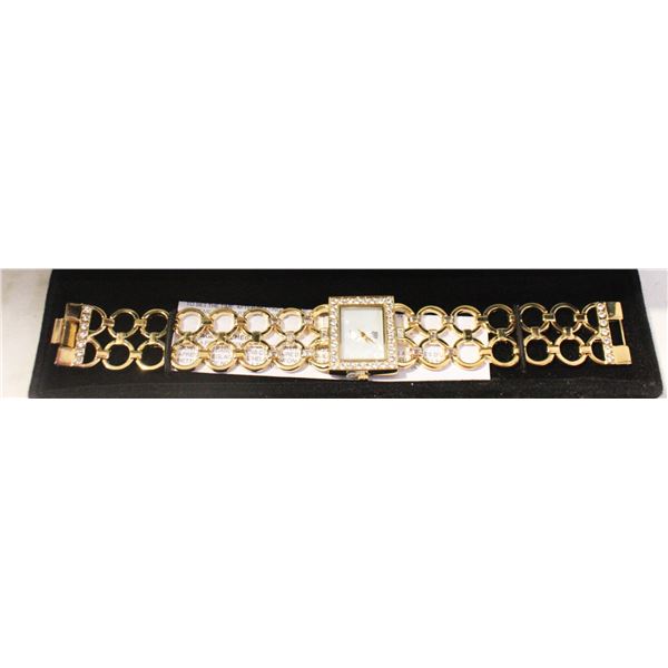 VINTAGE ELIZABETH TAYLOR GOLD TONE WATCH