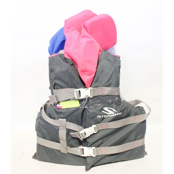 SET OF 2 YOUTH LIFE JACKETS