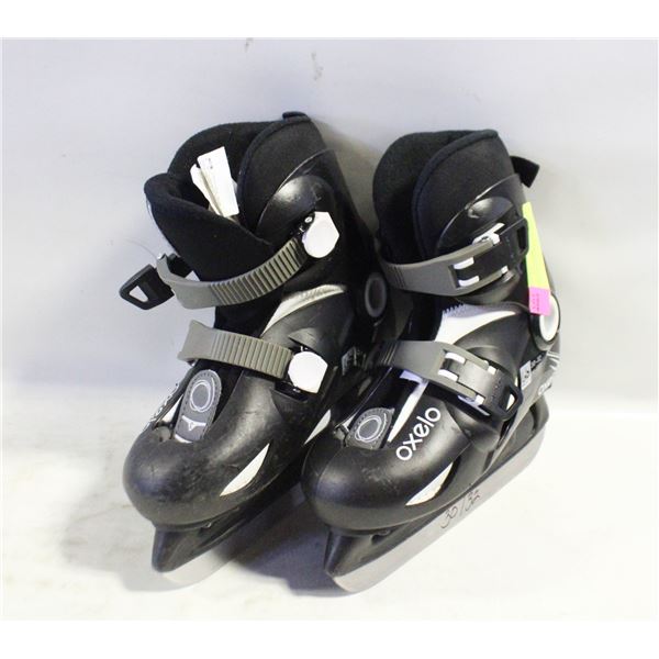 OXELO KIDS SZ 12.5C/1 ICE SKATES - USED