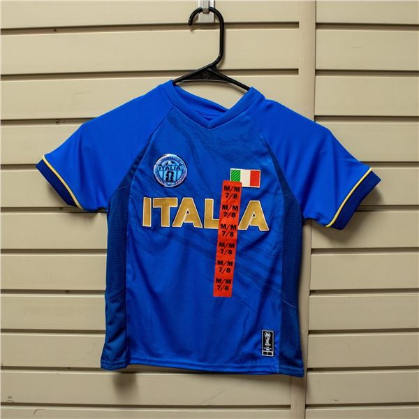 NEW FIFA OFFICIAL LICENSED ITALIA KIDS JERSEY M