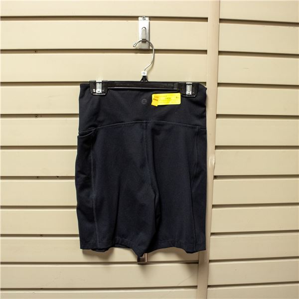 NEW DANSKIN WOMEN'S BLACK YOGA/ACTIVE SHORT SIZE M